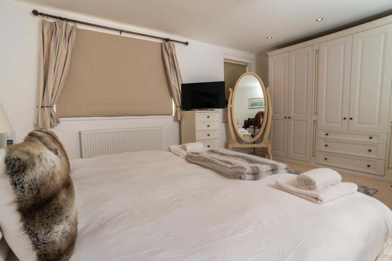 Stunning Beach Front House - Sleeps 6 Pwllheli Extérieur photo